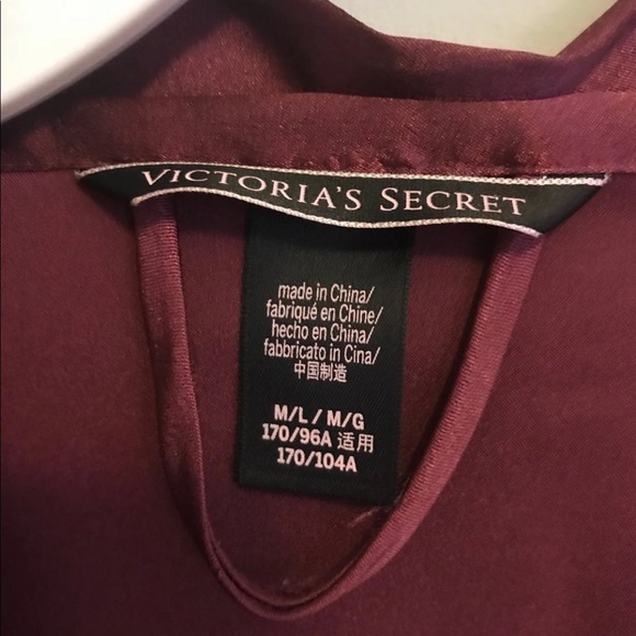 VS ROBE - Picture 2 of 2